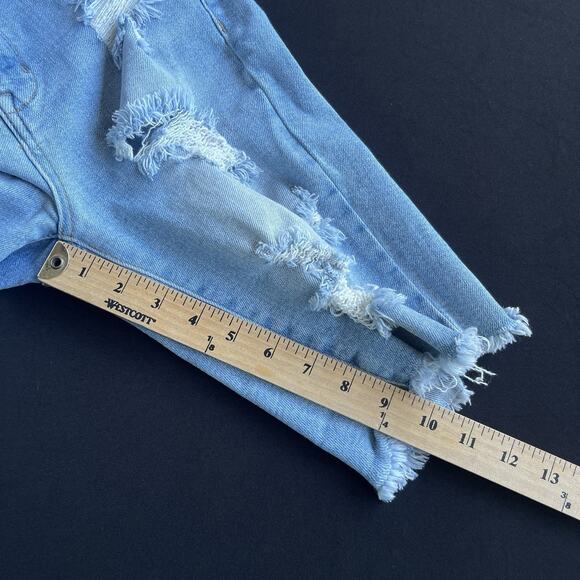 Judy Blue Womens Jean Shorts Small Distressed Light Wash Blue Denim JB1582 - Picture 10 of 10